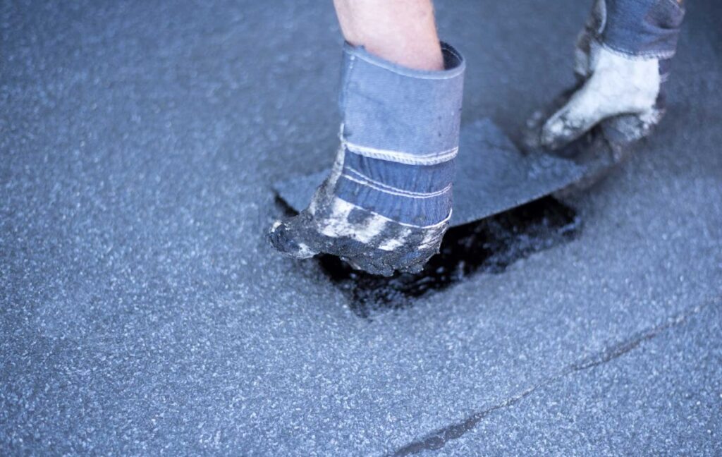 asphalt shingle roof repair